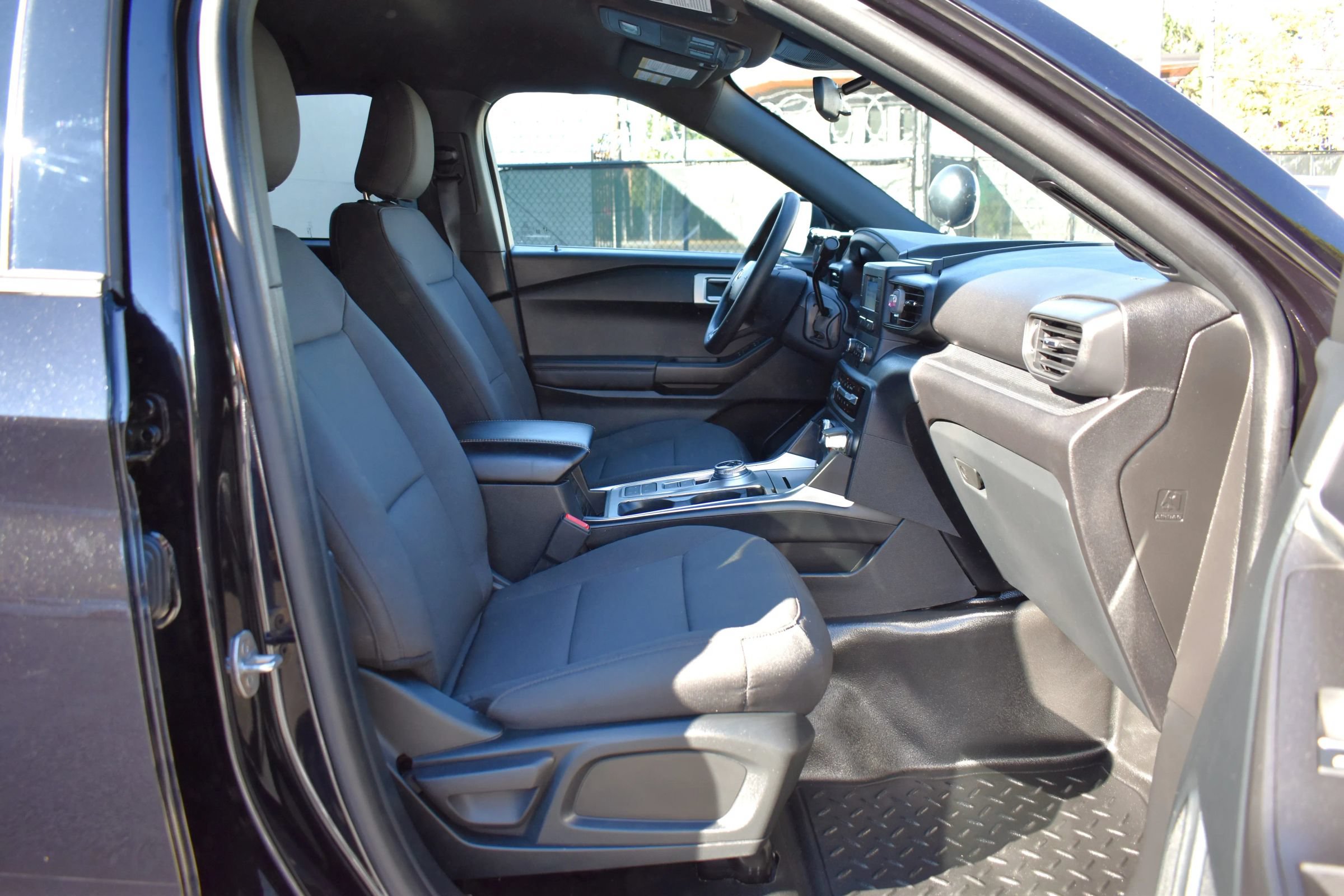 Used 2023 Ford Explorer 4WD Police Interceptor w/ Ready For The Road Package image 27