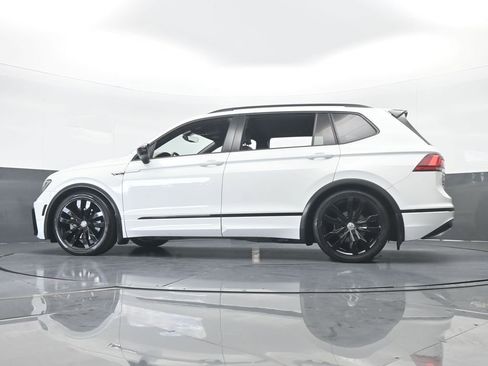 Used 2020 Volkswagen Tiguan SE R-Line image 59