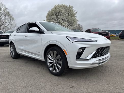 New 2026 Buick Envista Avenir image 10
