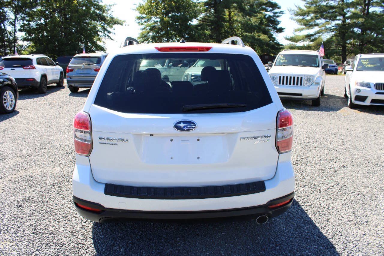 Used 2014 Subaru Forester 2.5i Premium w/ All-Weather Package AWD/4WD image 8
