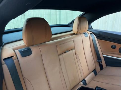 Used 2018 BMW 430i Convertible image 18