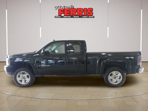 Used 2010 Chevrolet Silverado 1500 LTZ w/ LTZ Plus Package AWD/4WD image 8