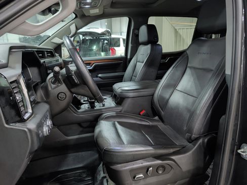 Used 2023 GMC Sierra 1500 Denali w/ Denali Reserve Package AWD/4WD image 8