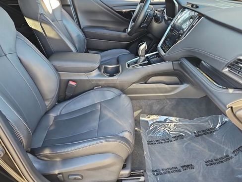 Used 2023 Subaru Outback Limited image 19