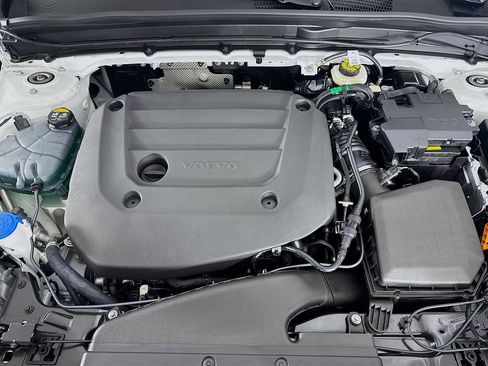 New 2026 Volvo XC40 B5 Core image 31