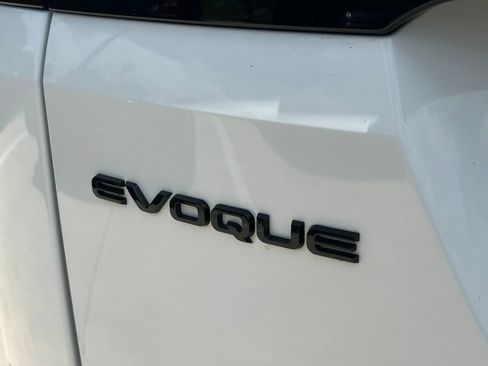 Used 2024 Land Rover Range Rover Evoque S AWD/4WD image 13