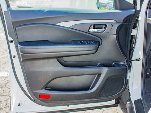 Used 2020 Honda Ridgeline RTL image 13