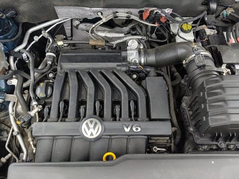 Used 2021 Volkswagen Atlas SE w/ Panoramic Sunroof Package FWD image 30
