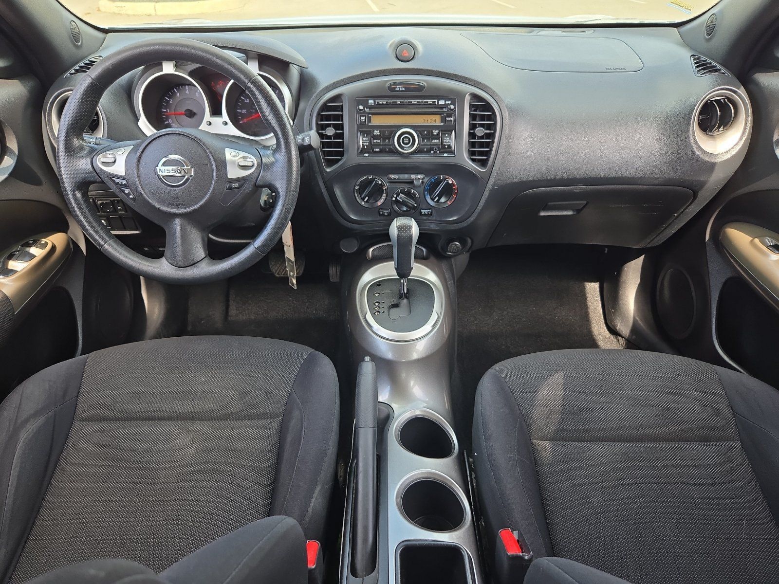 Used 2014 Nissan Juke S FWD image 12