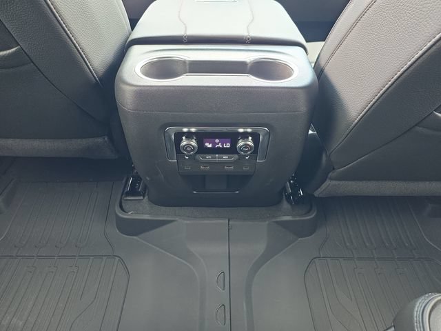 New 2026 GMC Yukon Denali w/ Advanced Technology Package AWD/4WD image 15