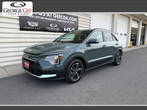 Used 2023 Kia Niro EX w/ EX Cold Weather Package FWD image 1
