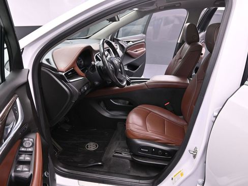 Used 2020 Buick Enclave Avenir image 16