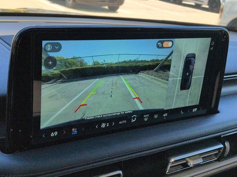 Used 2025 Lincoln Aviator Reserve w/ Equipment Group 201A image 21