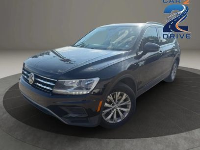 Used 2019 Volkswagen Tiguan SE w/ Panoramic Sunroof Package