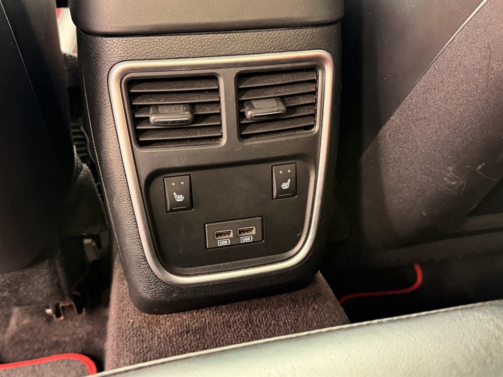 Used 2016 Dodge Charger R/T Scat Pack w/ Beats Audio Group RWD image 11
