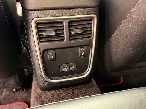 Used 2016 Dodge Charger R/T Scat Pack w/ Beats Audio Group RWD image 11