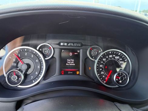 New 2026 RAM 2500 Big Horn AWD/4WD image 16