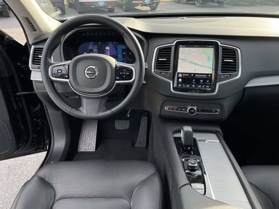 Used 2025 Volvo XC90 B5 Core
