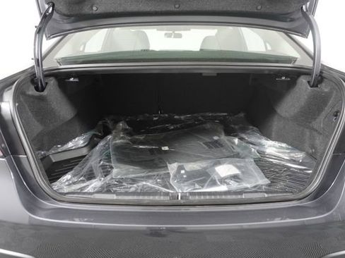 Used 2025 Subaru Legacy Premium AWD/4WD image 37