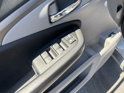 Used 2021 Honda Ridgeline RTL-E image 16