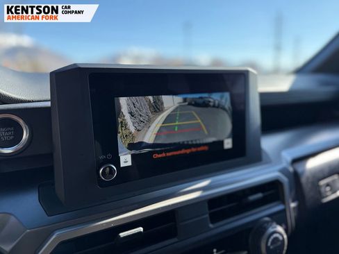 Used 2025 Toyota 4Runner SR5 image 31