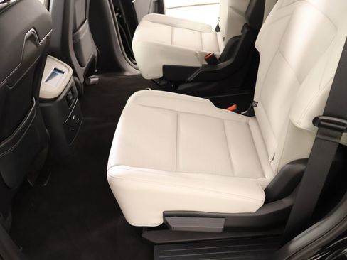 New 2026 Lincoln Navigator Premiere AWD/4WD image 12