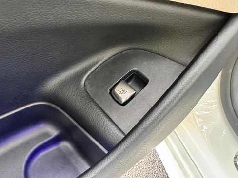 Used 2018 Mercedes-Benz E 300 w/ Premium 1 Package image 12