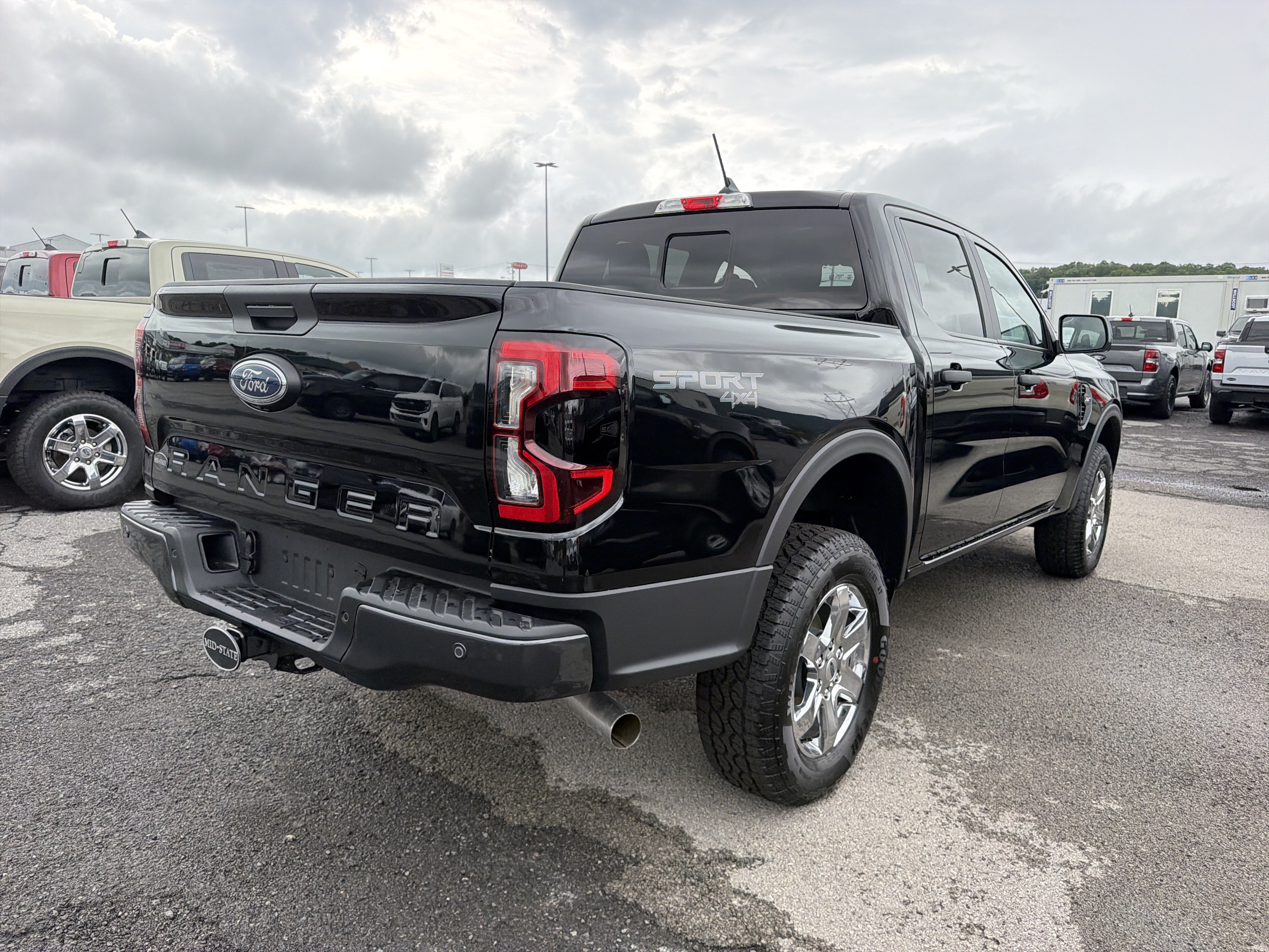 New 2026 Ford Ranger XLT w/ Trailer Tow Package AWD/4WD image 4