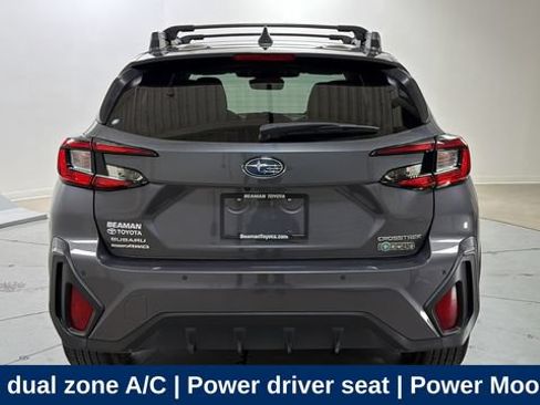 Used 2024 Subaru Crosstrek 2.5i Limited w/ Crosstrek Mirror Package AWD/4WD image 4