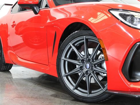 Used 2024 Subaru BRZ Limited image 3
