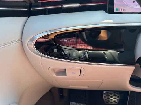 New 2026 Genesis Electrified GV70 image 39