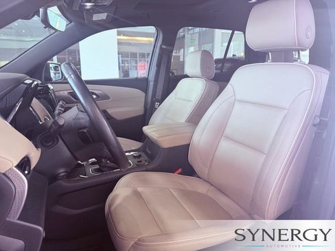 Used 2022 Chevrolet Traverse Premier w/ LPO, Floor Liner Package AWD/4WD image 24