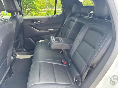 Used 2025 Chevrolet Equinox LT w/ Convenience Package II AWD/4WD image 23