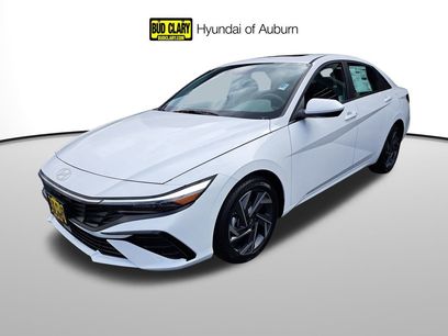 New 2025 Hyundai Elantra SEL