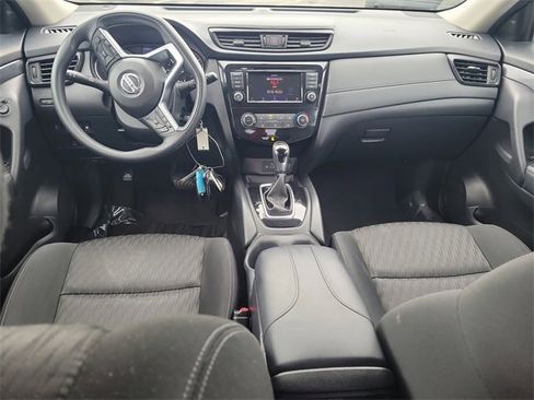 Used 2018 Nissan Rogue S image 14
