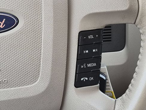 Used 2011 Ford Escape XLT w/ 202A Rapid Spec Order Code FWD image 26