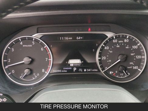 Used 2025 Nissan Rogue SV image 19