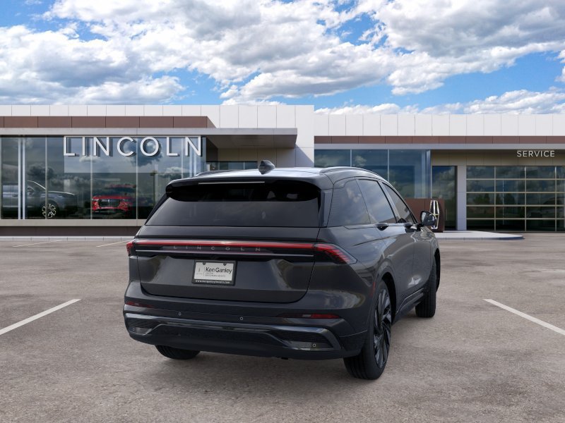New 2026 Lincoln Nautilus Reserve w/ Jet Appearance Package AWD/4WD image 8
