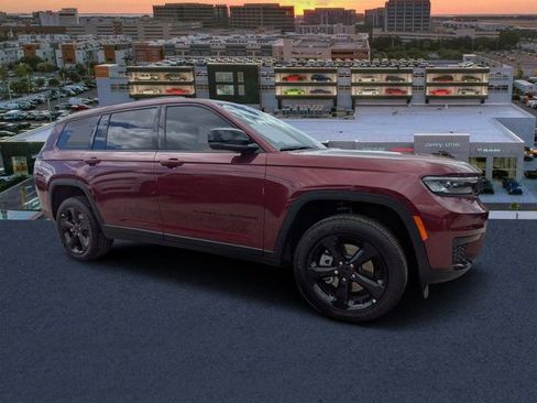 New 2025 Jeep Grand Cherokee L Laredo AWD/4WD image 1