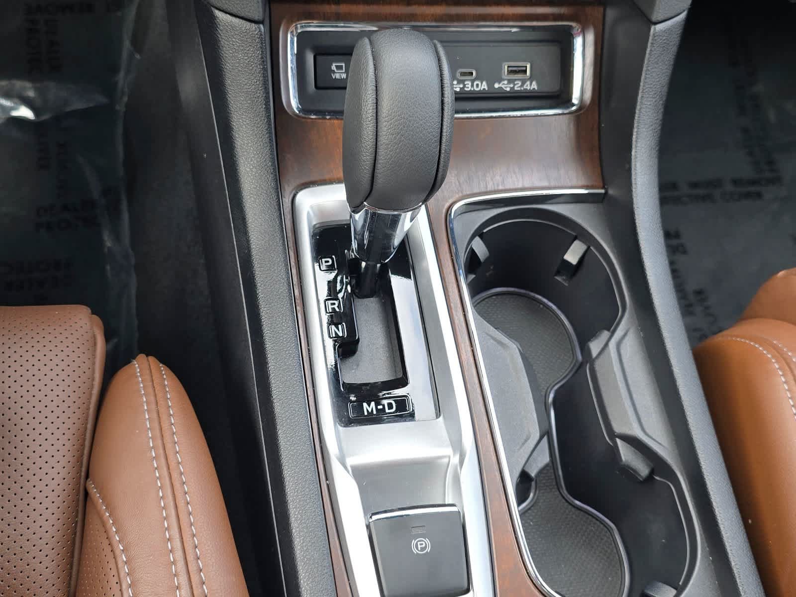 Certified 2025 Subaru Ascent Touring AWD/4WD image 17