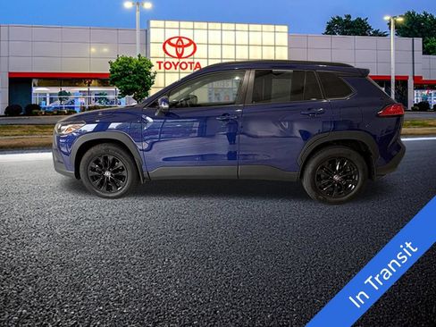 Used 2022 Toyota Corolla Cross LE AWD/4WD image 1