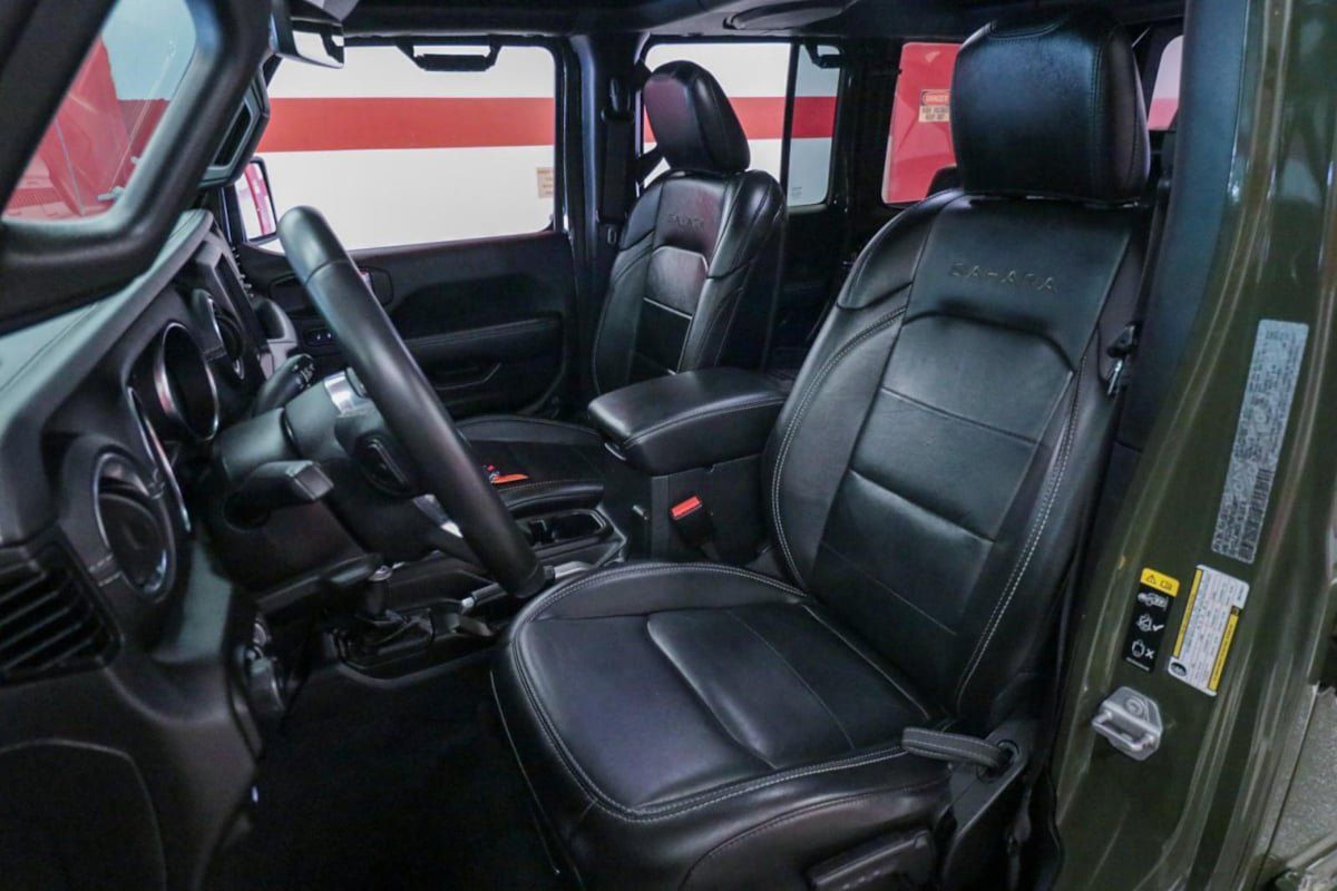 Used 2021 Jeep Wrangler Unlimited Sahara AWD/4WD image 12