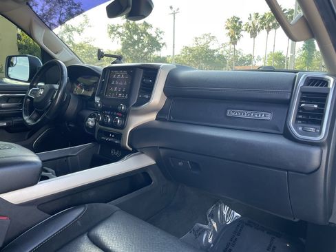 Used 2020 RAM 1500 Laramie RWD image 13
