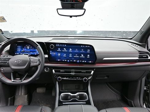 Used 2024 Chevrolet Traverse RS w/ LPO, Floor Liner Package image 44