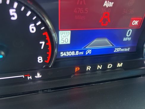 Used 2020 Ford Explorer XLT w/ Equipment Group 202A image 2