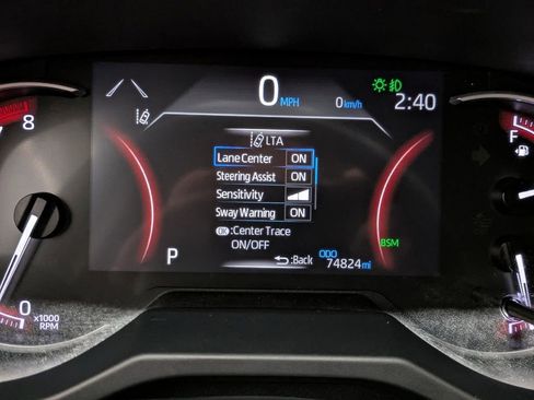 Used 2021 Toyota RAV4 Limited AWD/4WD image 16