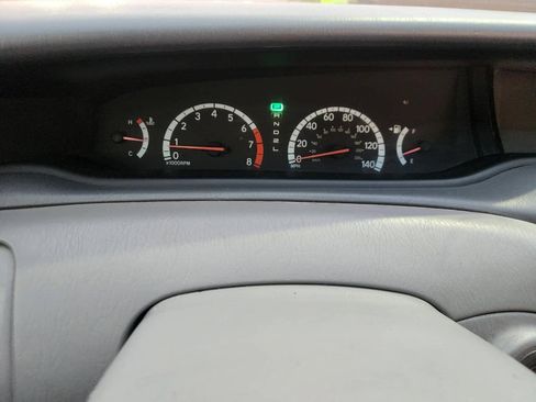 Used 2000 Toyota Avalon XL w/ Option Pkg 3 FWD image 22