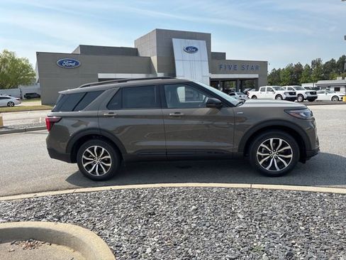 New 2026 Ford Explorer ST-Line image 1