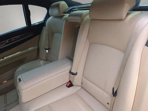 Used 2015 BMW 750Li RWD image 44
