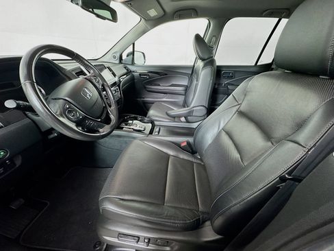 Used 2018 Honda Ridgeline RTL-T image 9